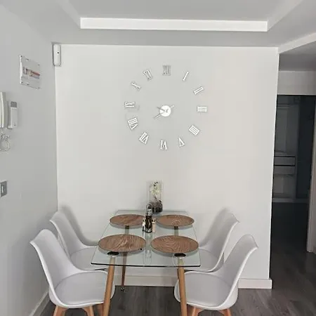 Cerca Del Pilar Apartman *